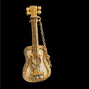 Vintage MOP GUITAR signed Mandle